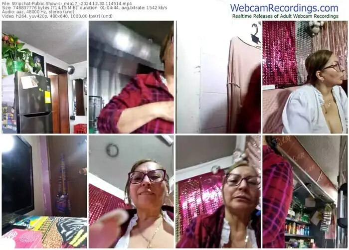 2024/12/30/stripchat-_mia17_-11-45-14