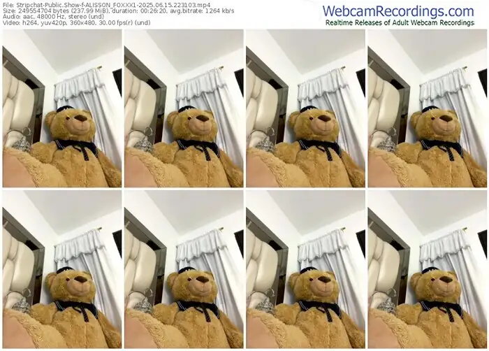 2025/06/15/stripchat-alisson_foxxx1-22-31-03