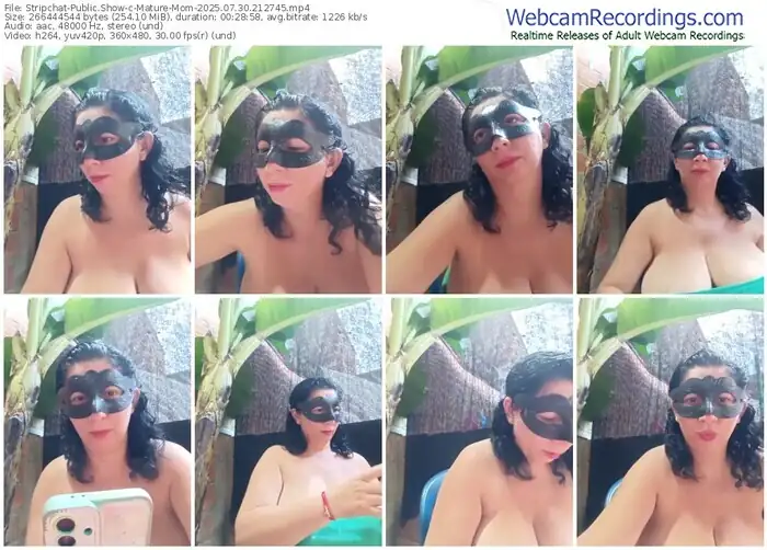 2025/07/30/stripchat-mature-mom-21-27-45