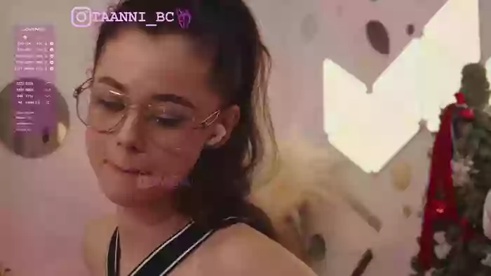Taanni стримы. Taanni стримы