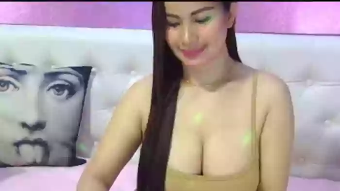1HOTFilipinaGirl