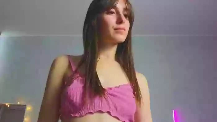 Ariana_Petite